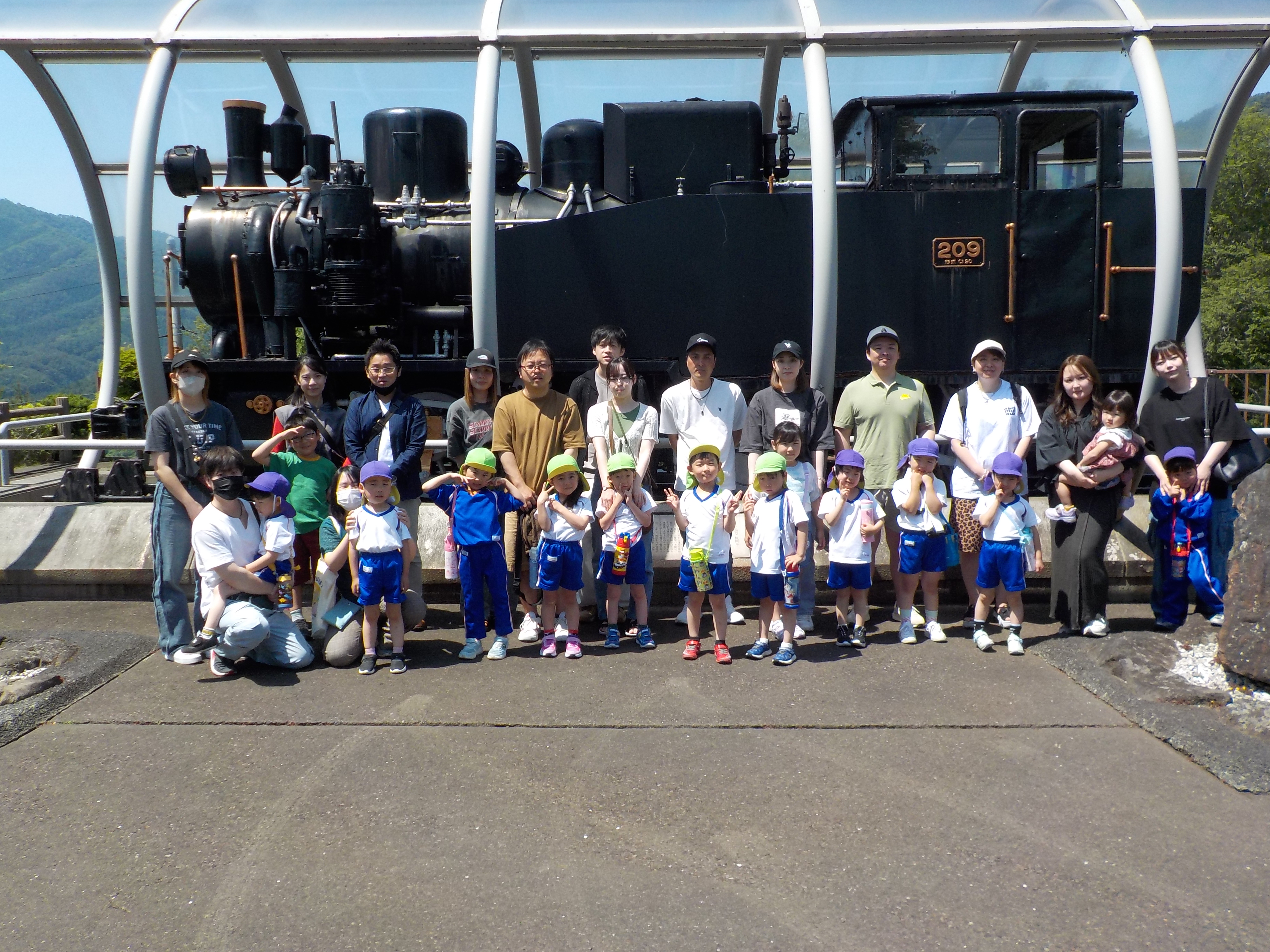 親子遠足集合写真